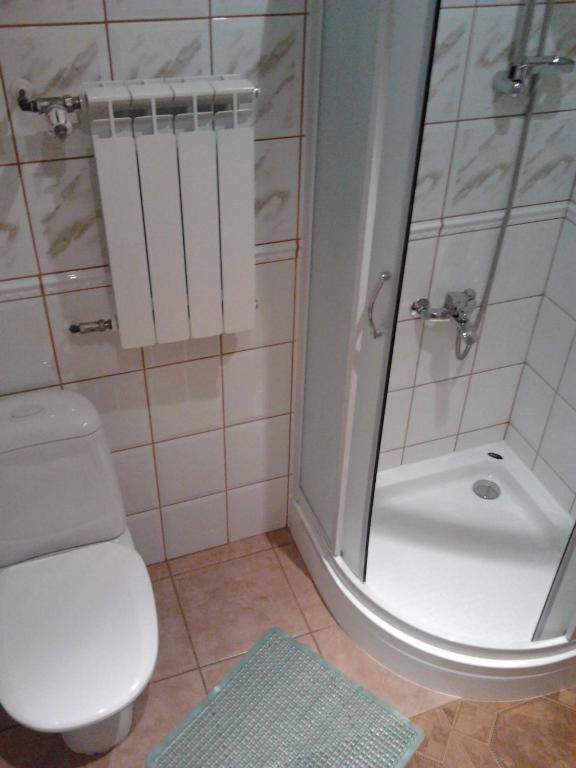 Urusel Guesthouse Talin Quarto foto