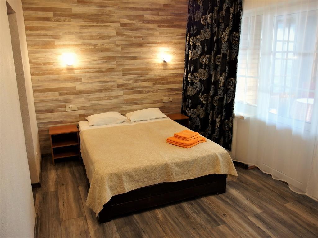 Urusel Guesthouse Talin Exterior foto