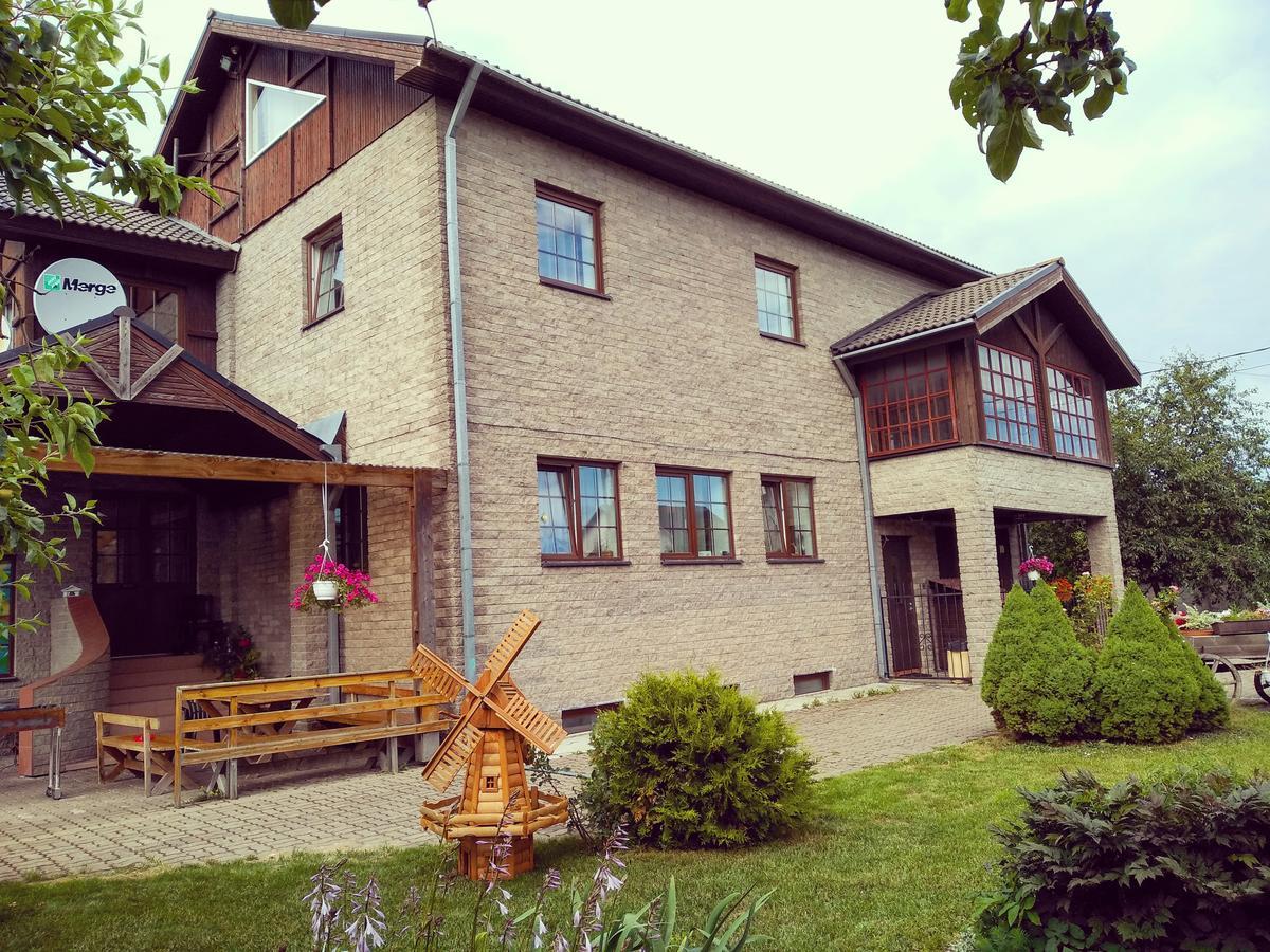 Urusel Guesthouse Talin Exterior foto
